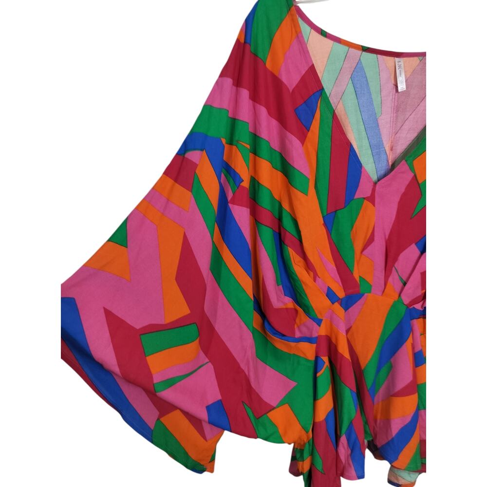 5285) JW Style Multicolor Geo Print Relaxed Dolman Sleeve Top Plus 2X - Picture 3 of 7